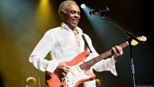 Gilberto Gil se Apresenta em Curitiba: Veja Mais Shows!