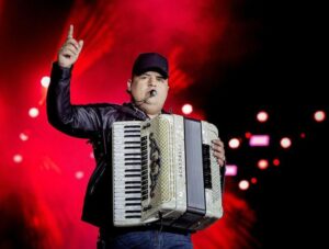 Confirmado Show de Tarcísio do Acordeon em Porto Seguro: Confira Mais Locais!