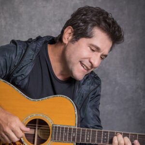 Shows de Daniel: Cantor se Apresenta no Auditório Araújo Vianna!